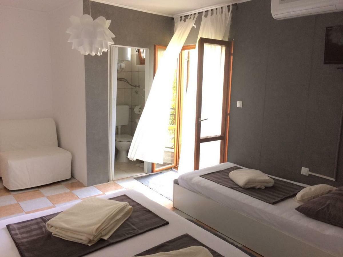 Apartmani Dana Sukošan Екстериор снимка