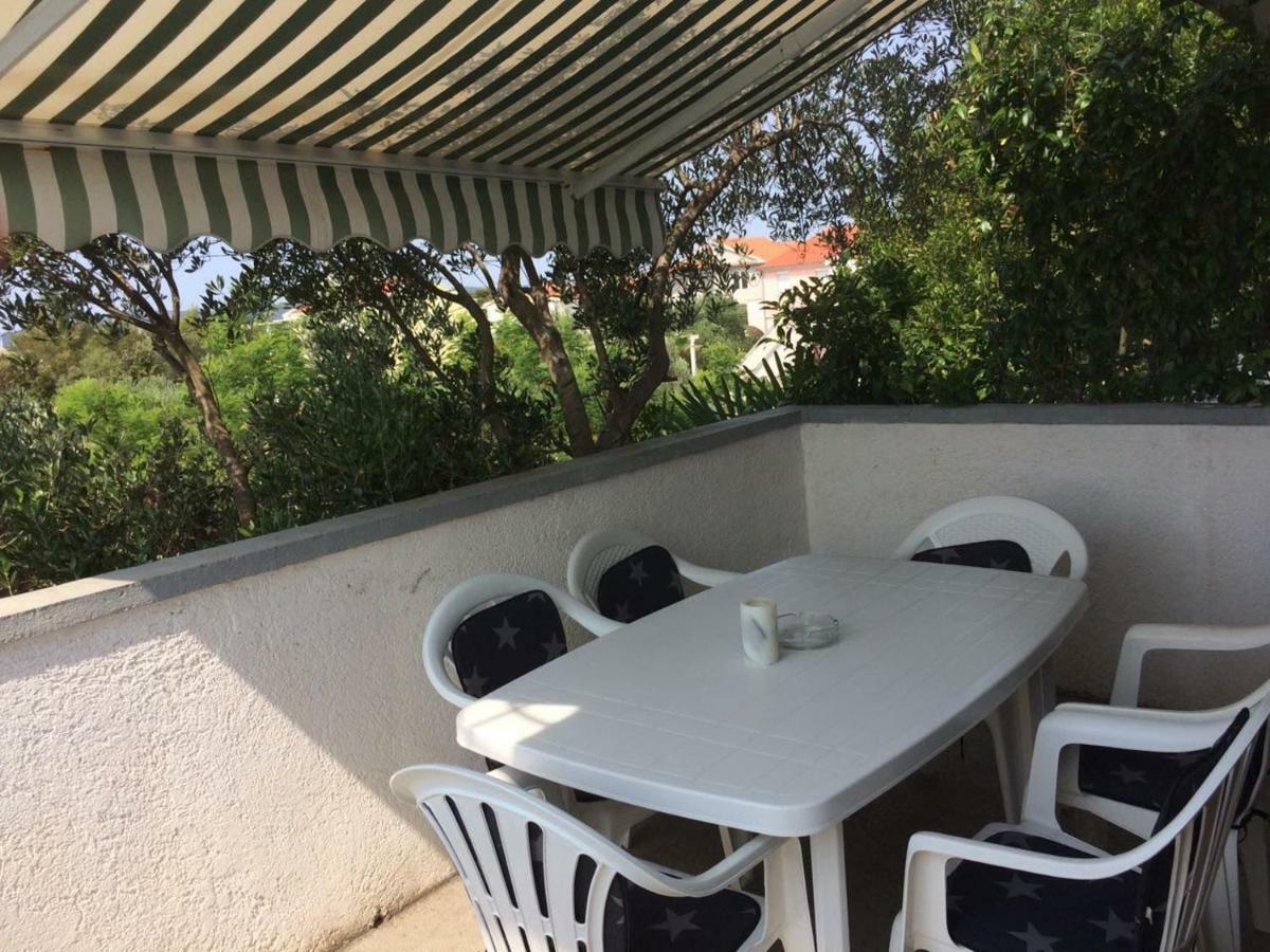 Apartmani Dana Sukošan Екстериор снимка