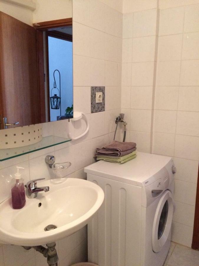 Apartmani Dana Sukošan Екстериор снимка