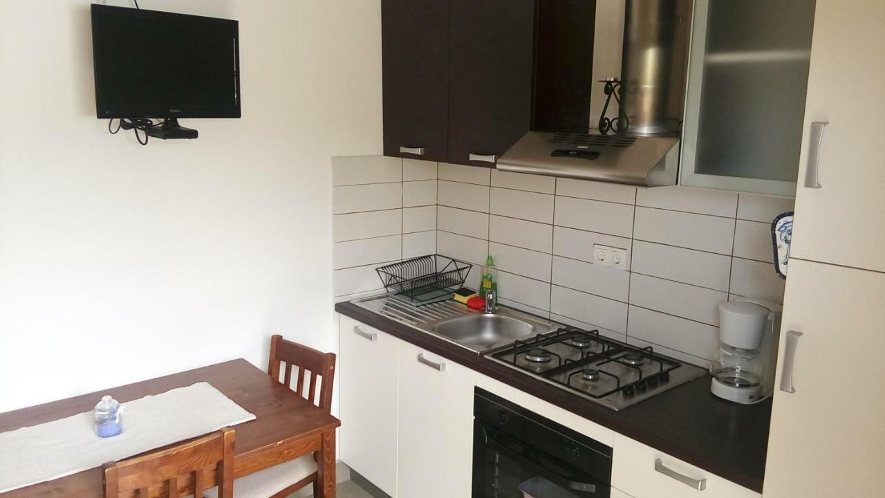 Apartmani Dana Sukošan Екстериор снимка