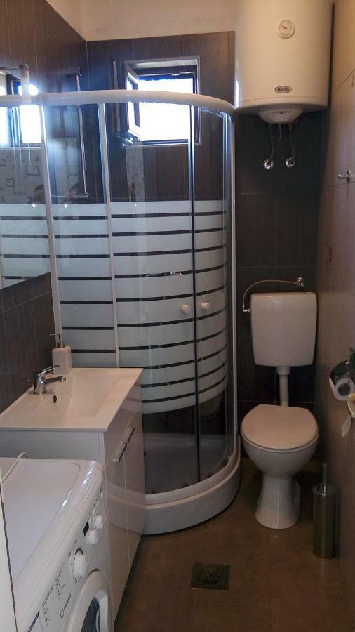 Apartmani Dana Sukošan Екстериор снимка