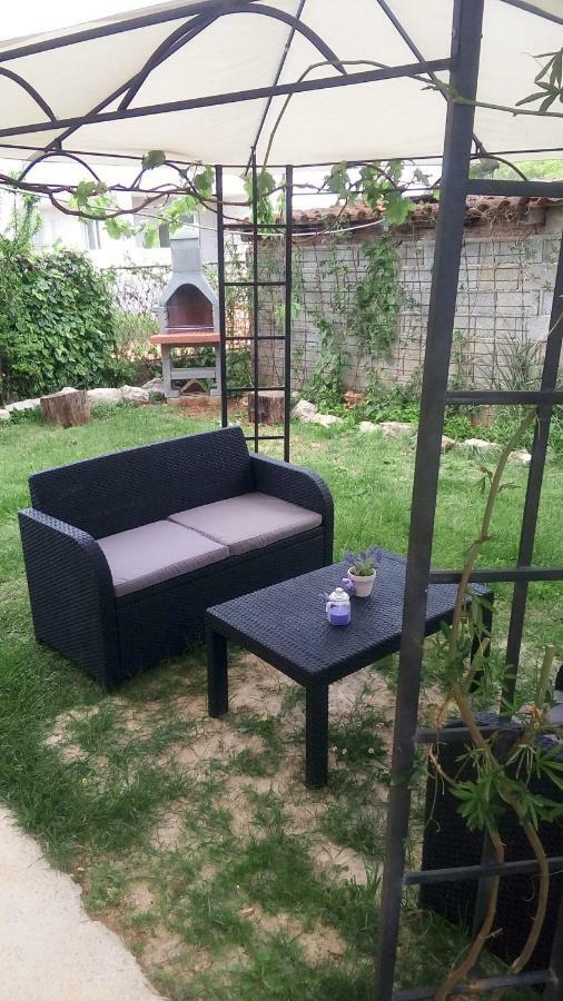Apartmani Dana Sukošan Екстериор снимка
