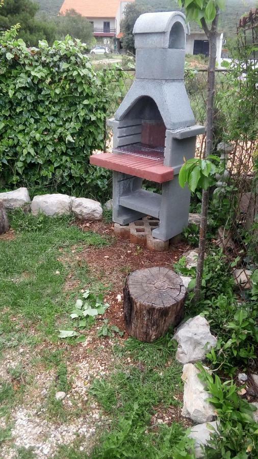 Apartmani Dana Sukošan Екстериор снимка